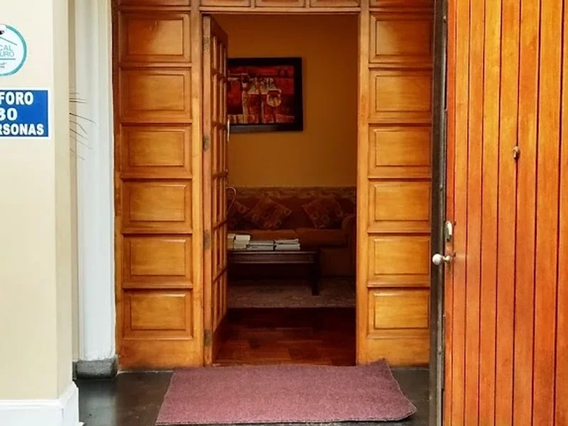 Hotel Pradera Verde Inn