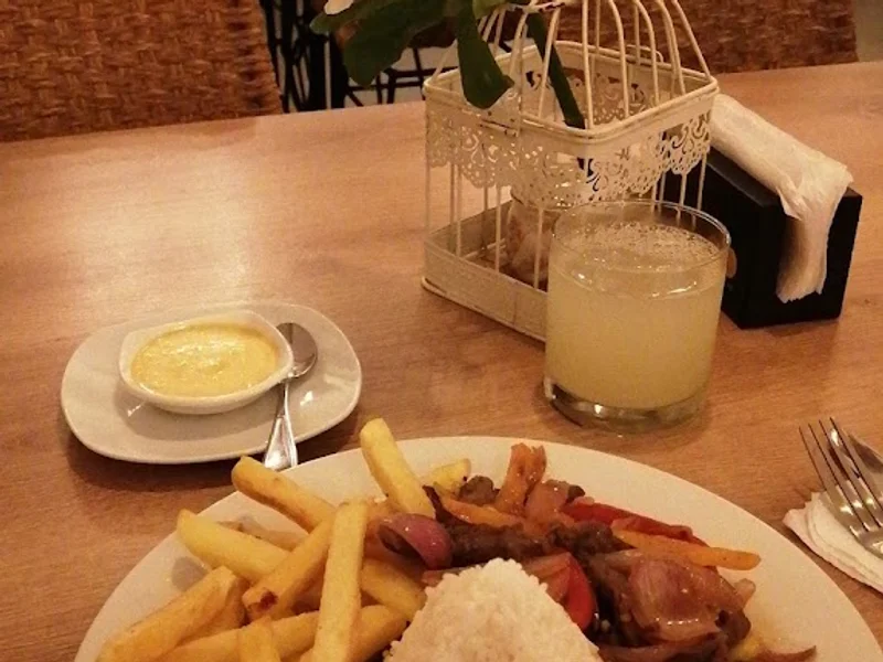 Mantra cafe Restaurante