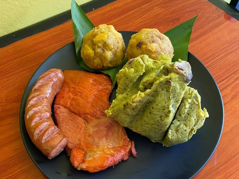 El TINGOTERILLO - Comida Fusión Amazónica