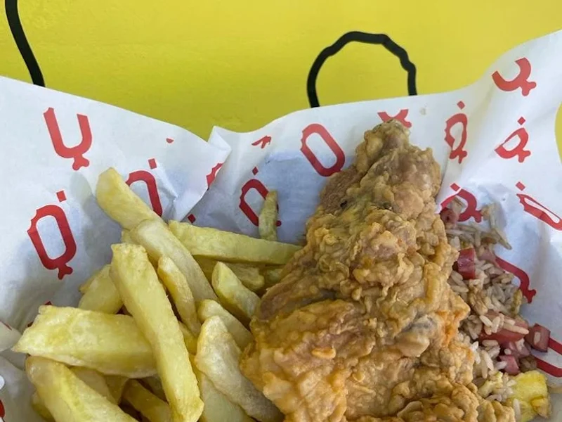 Que Broaster, salchipapa, chicha, papas fritas, restaurante, pollo a la brasa