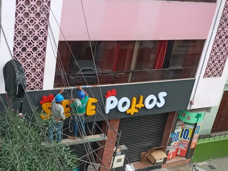 Siete Pollos
