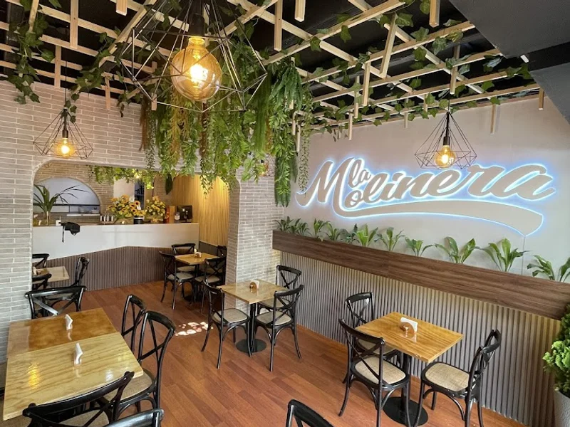 La Molinera Pizzería & Bar