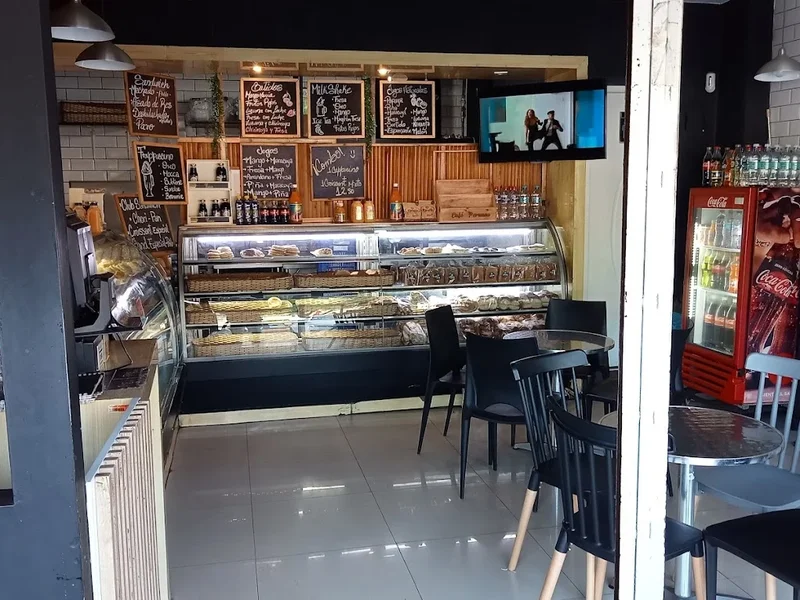 Marc Back Cafeteria Pasteleria Fina