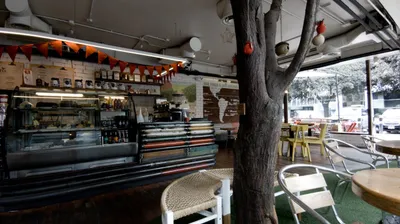 Los 33 cafeterías de San Isidro Lima