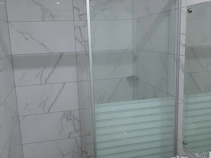 Golden vox hotel suite