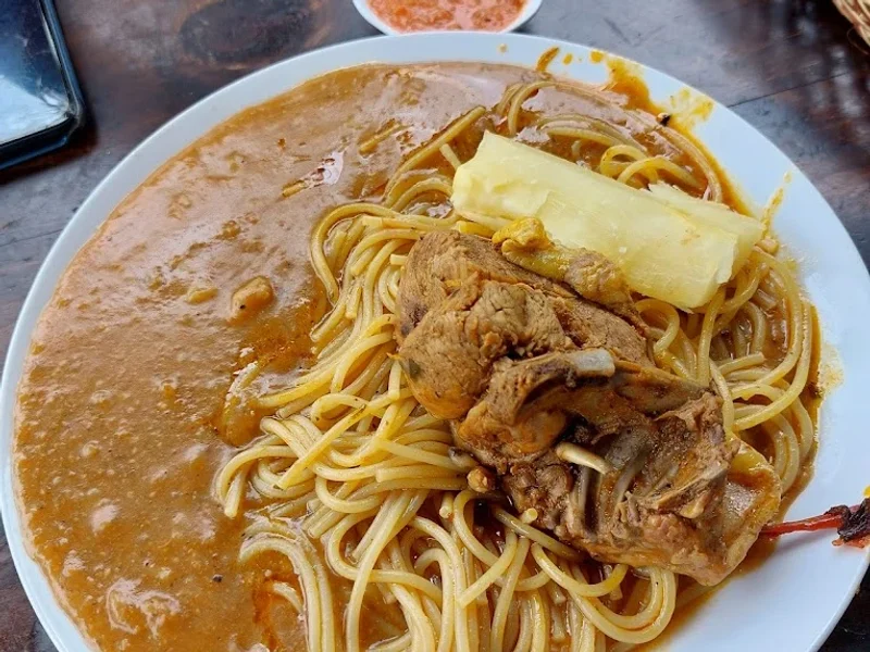 RESTAURANTE "LA GUAPA".