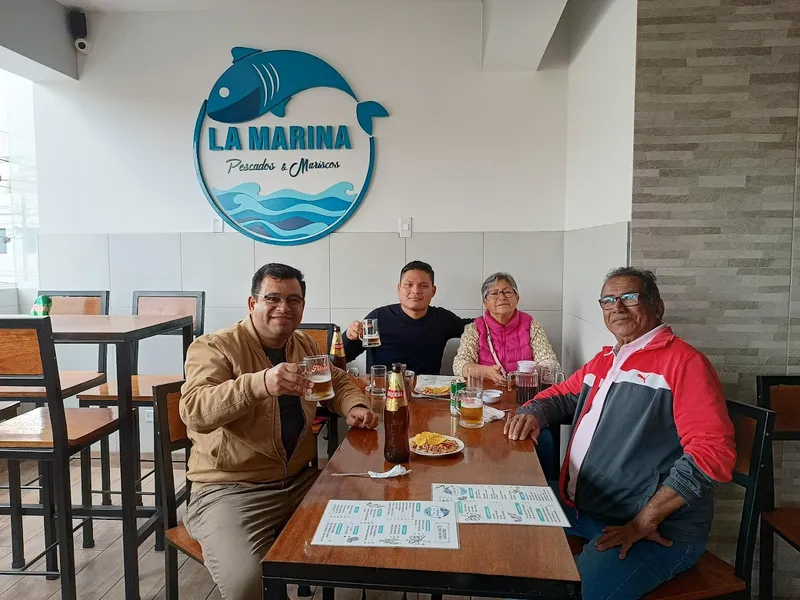 La Marina *Pescados y Mariscos*