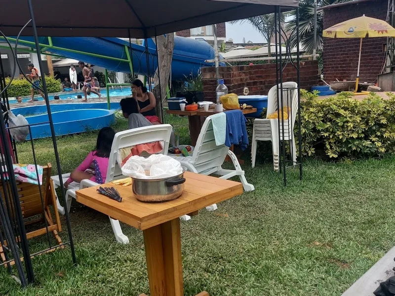 Restaurant Campestre Los Toboganes De Pachacamac