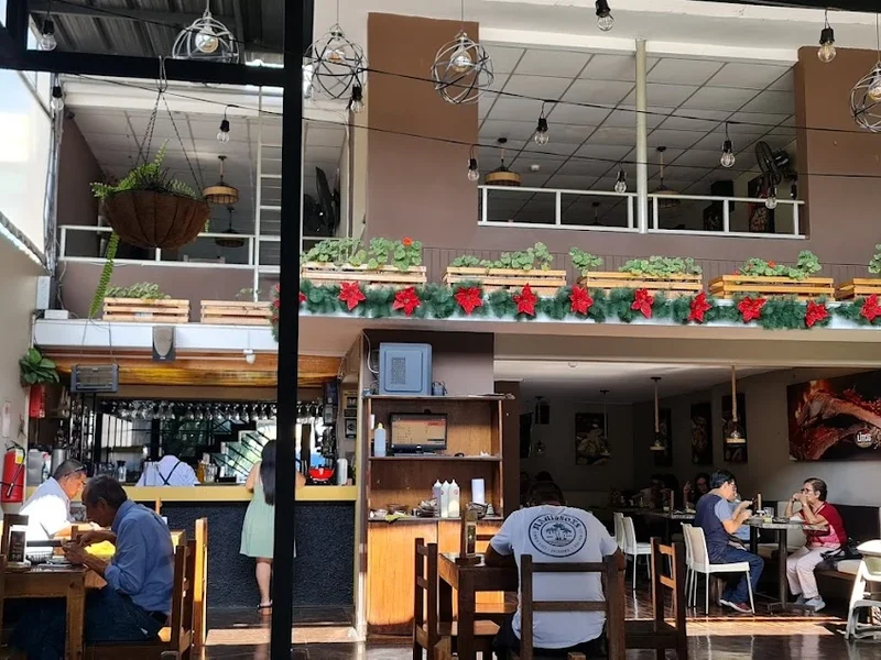 Litos Restaurant & Parrillas