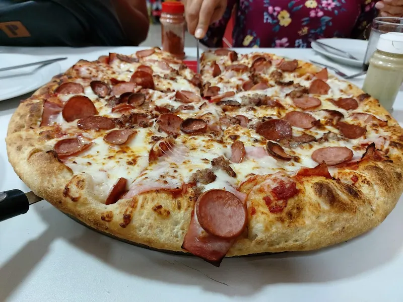 Pizza Raúl La Marina