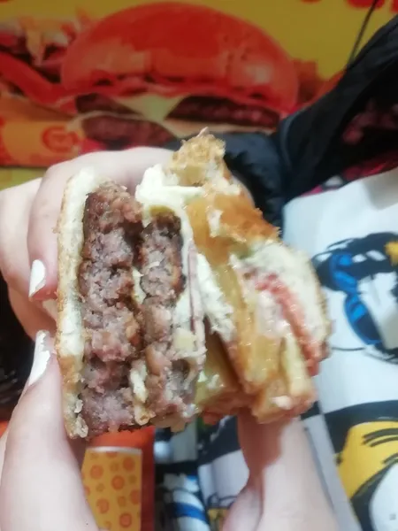 Guilligan - hamburguesas y salchipapas