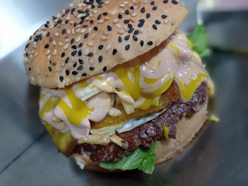 LA NUEVE - Hamburguesas artesanales