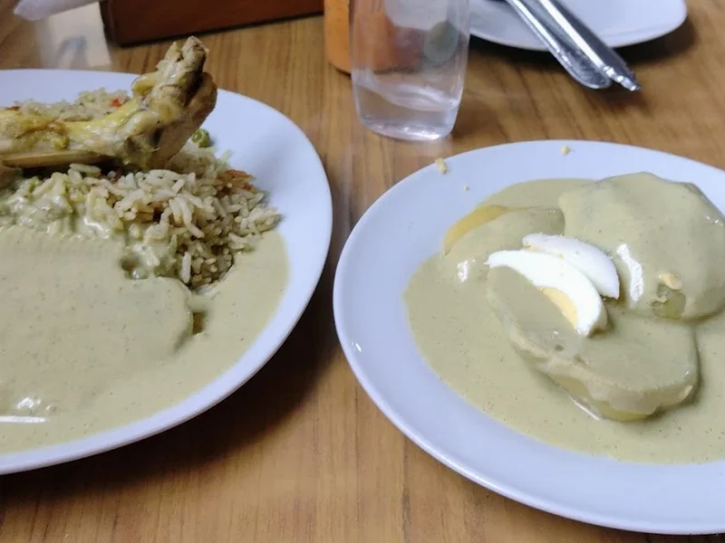 Restaurant El tronquito, Comida Criolla