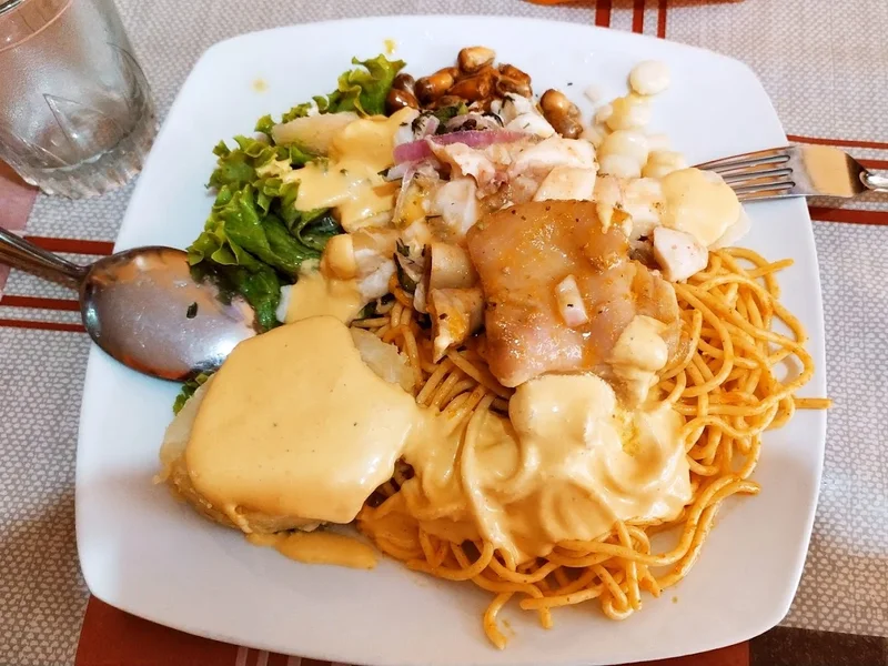 Doña Nery - Cevichería y Combinados