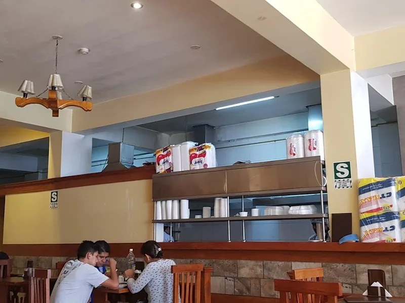 Polleria y Cevicheria Lucas