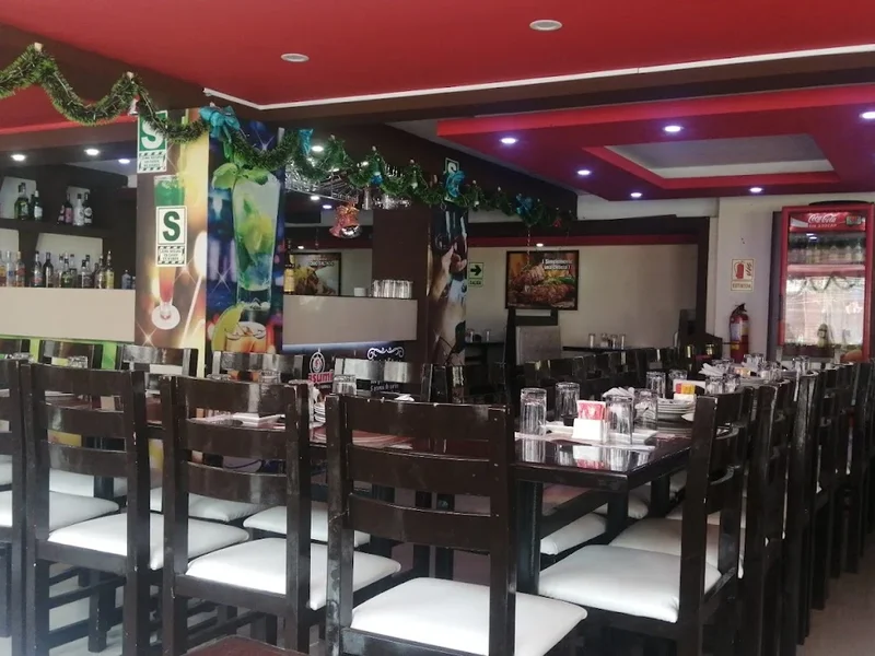 Kasumi Pollos & Parrillas