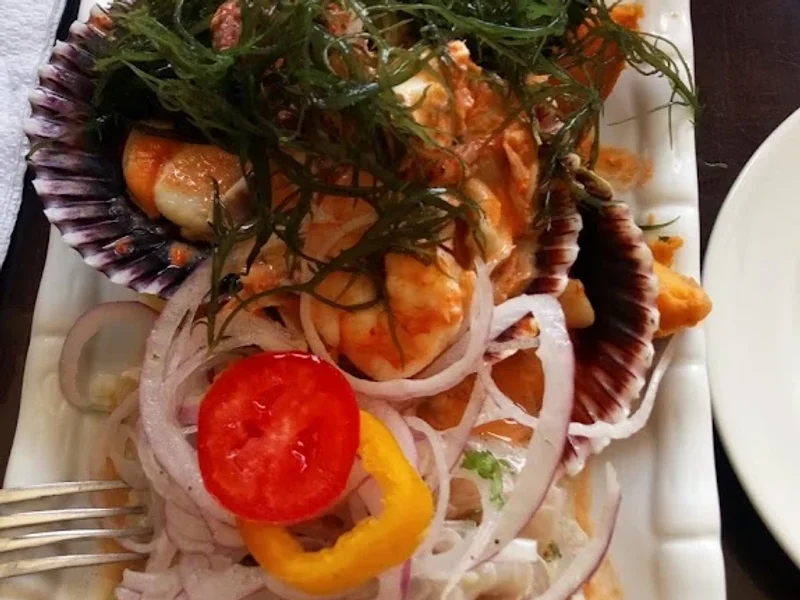 Restaurant Cevichería El Tronco
