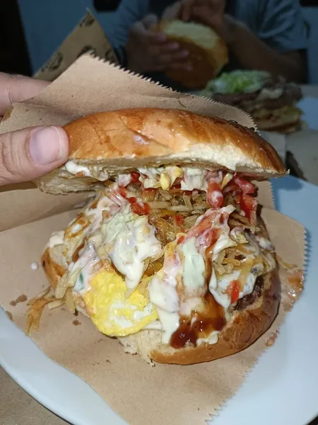 MONTAGU hamburguesas