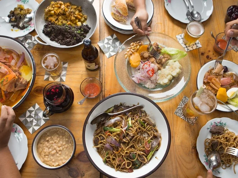 Isolina Taberna Peruana