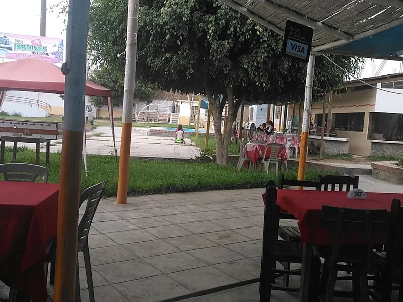 Restaurante "Los Jardines de Moche"