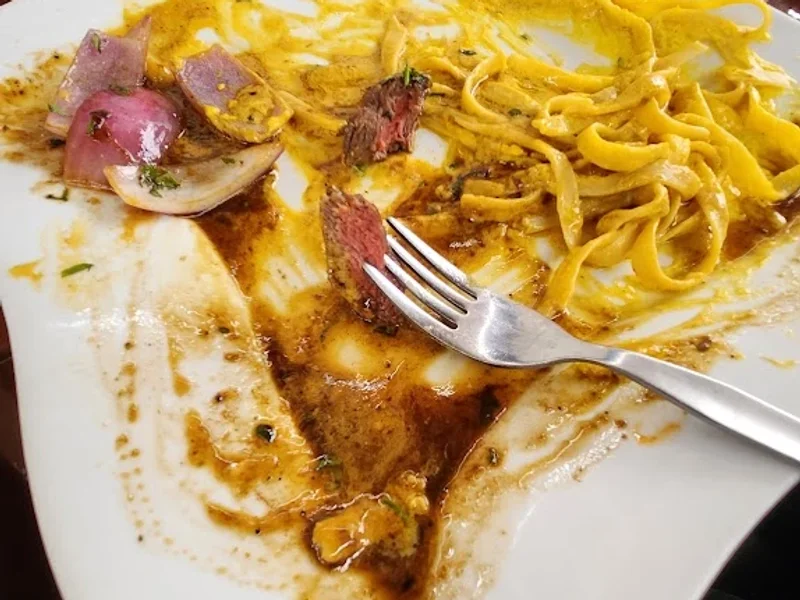 Donde Walter - Pollo a la leña y Caja china - Chaclacayo