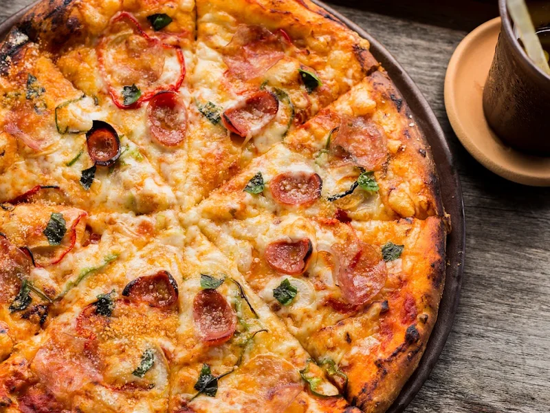 Fratelli Pizzas y Pastas