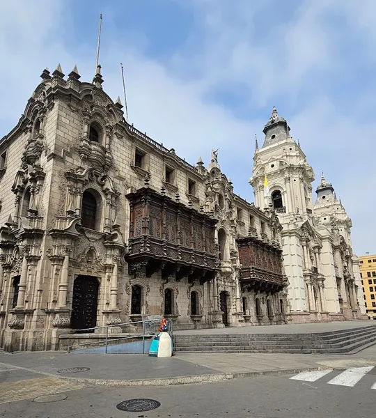 Palacio Arzobispal de Lima