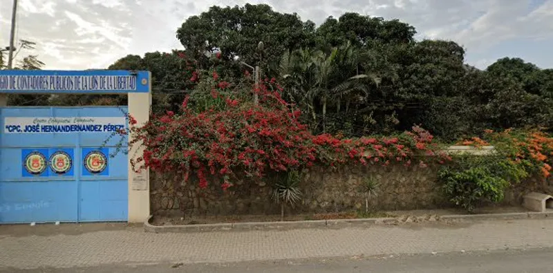 Complejo Campestre Quirihuac - Colegio de Contadores Públicos La Libertad