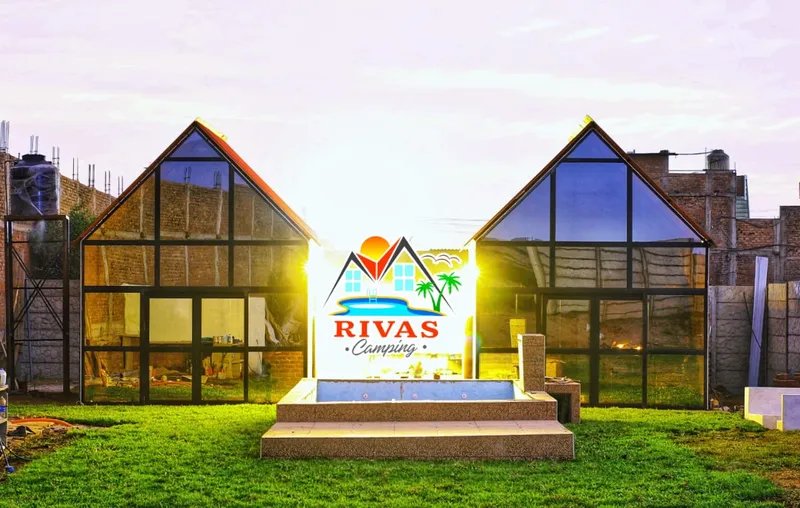 RIVAS camping