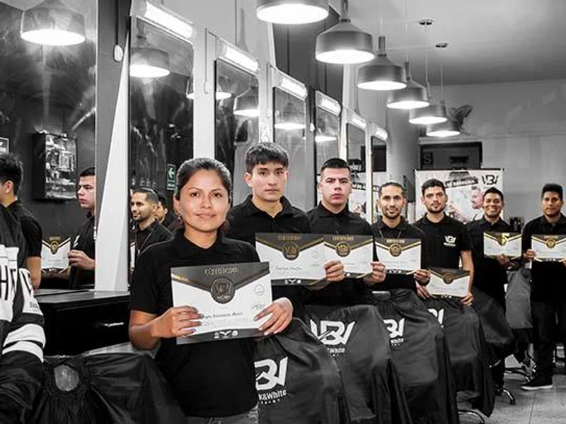 Curso de Barberia - Black & White Academy "Sede Jesús Maria"