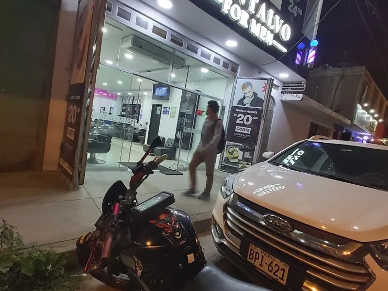 Montalvo For Men San Martín de Porres