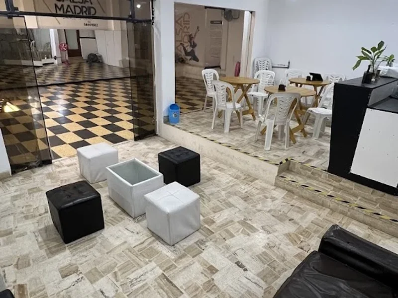 Salsa Madrid Trujillo Perú