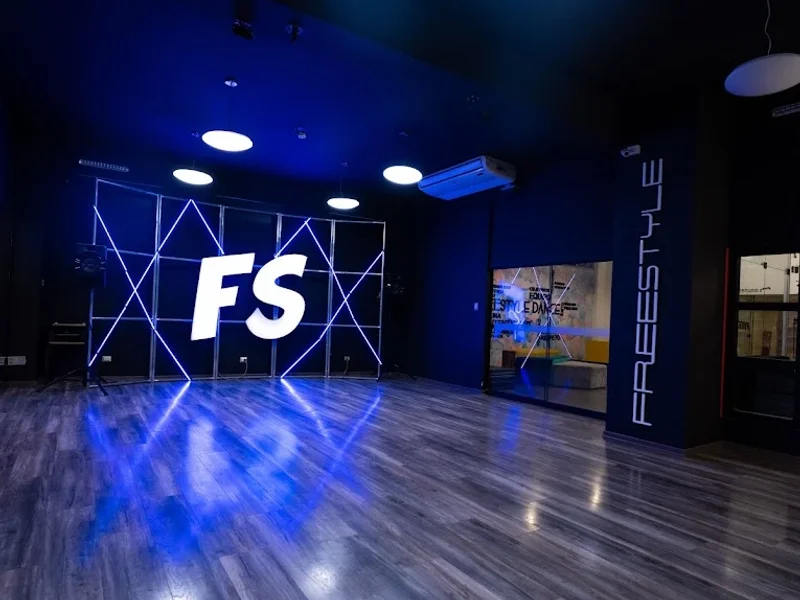 Freestyle: Escuela de danza profesional - Sede San Borja