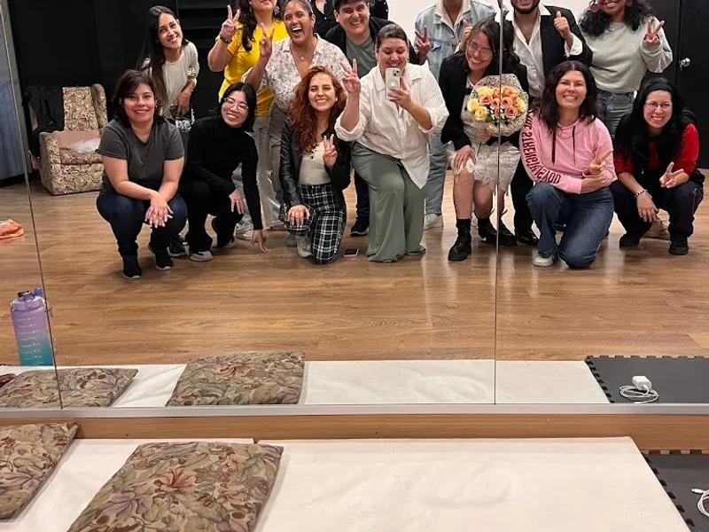 La Profe de Canto - KCR Vocal Studio