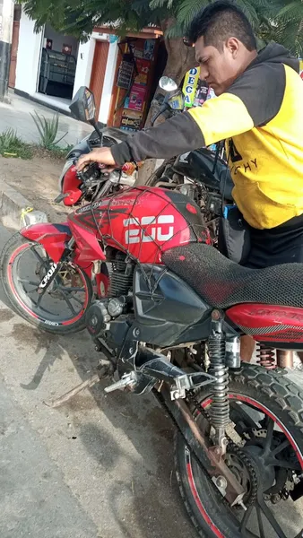 Clínica de Motos "LUCHITO"