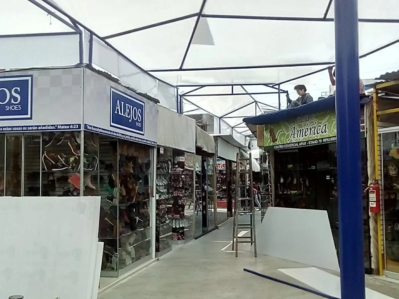 Centro Comercial APIAT