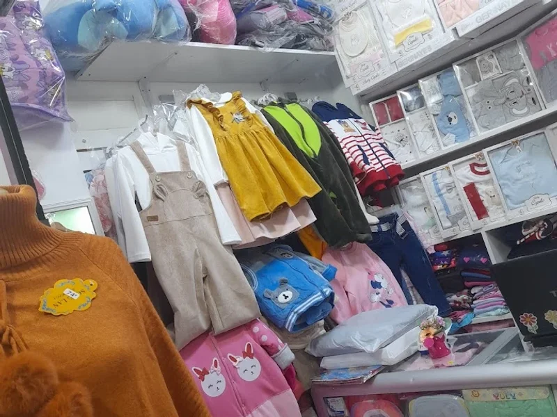 El Mundo de Danna (Tienda de prendas para bebés, niños y Damas)