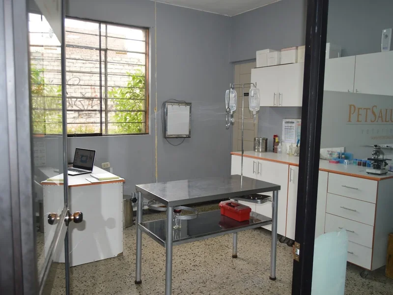 Clinica Veterinaria Pet Salud Cipreses