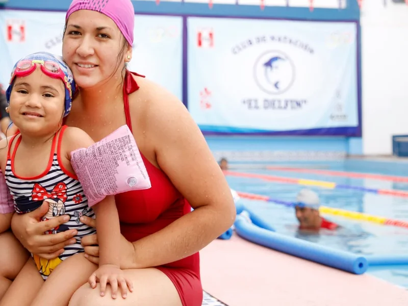 Academia de Natación El Delfin
