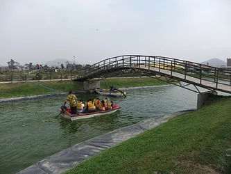 Los 11 piscinas de San Juan de Lurigancho Lima