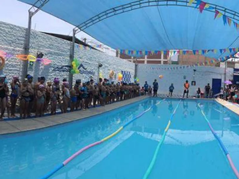 Academia de Natación FRANBES