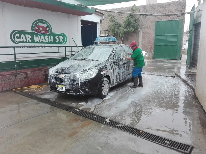 LAVADERO Y ENGRASE DE CAMIONES, CARWASH S.R TRUJILLO