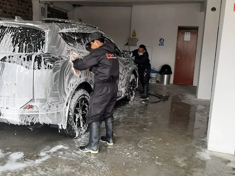 JDN CAR WASH & LUBRICENTRO