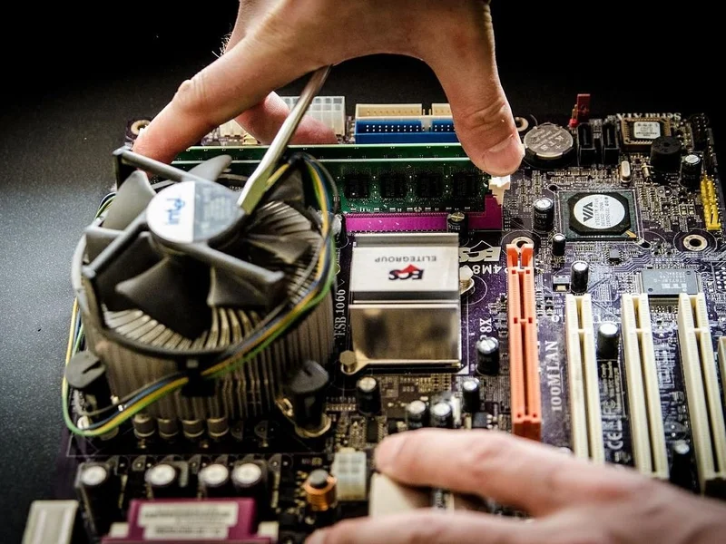 GRUVITEC - Servicio Técnico y Venta de Laptops y Computadoras - OFICINAS ADMINISTRATIVAS