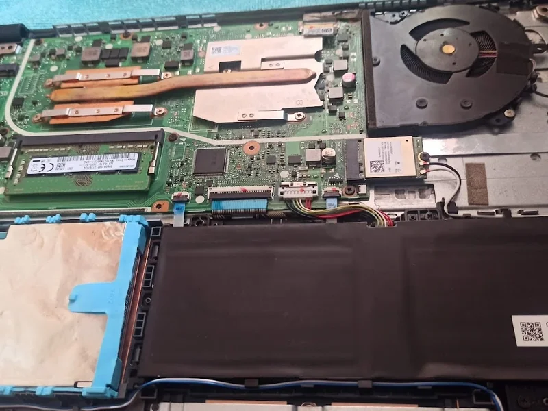 Mantenimiento de Computadoras y Laptops "El Capitán"