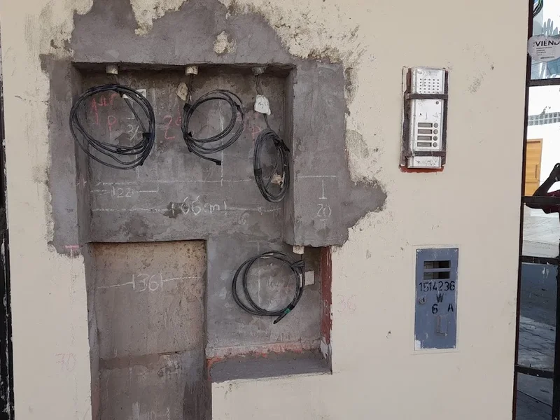 INSTALACIONES ELÉCTRICAS CASTILLO