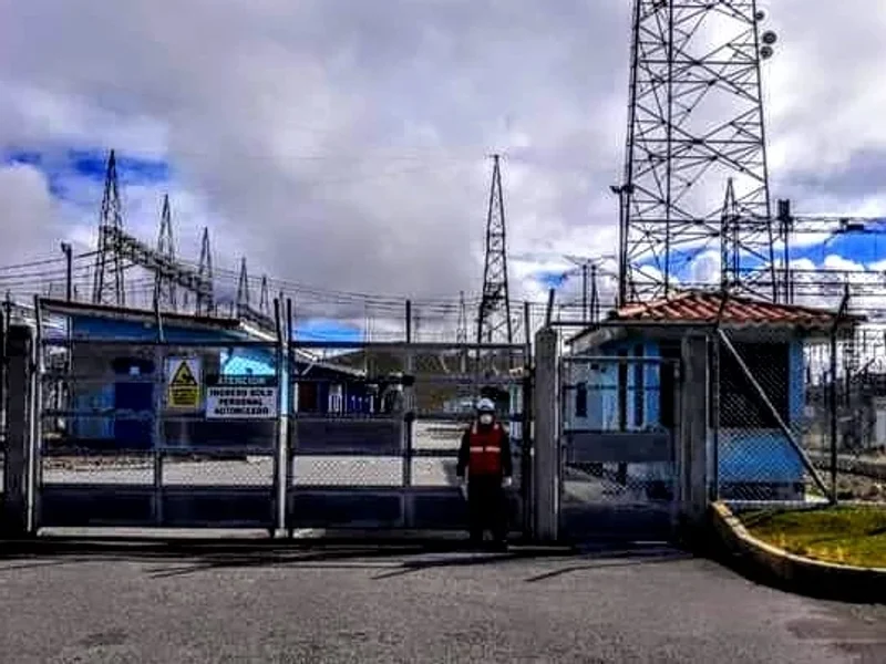 ELECTRICISTA TITULADO LCM