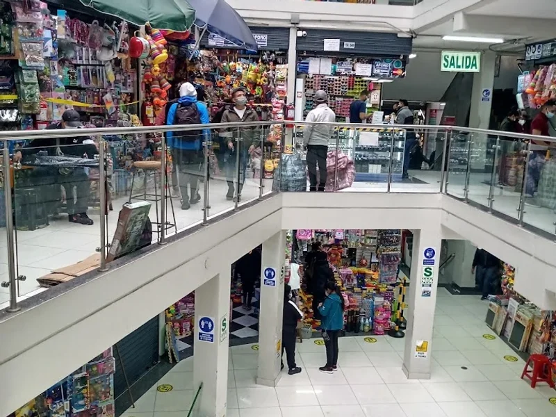 Centro Comercial Mina de Oro