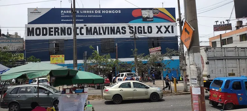 Moderno CC Malvinas Siglo XXI