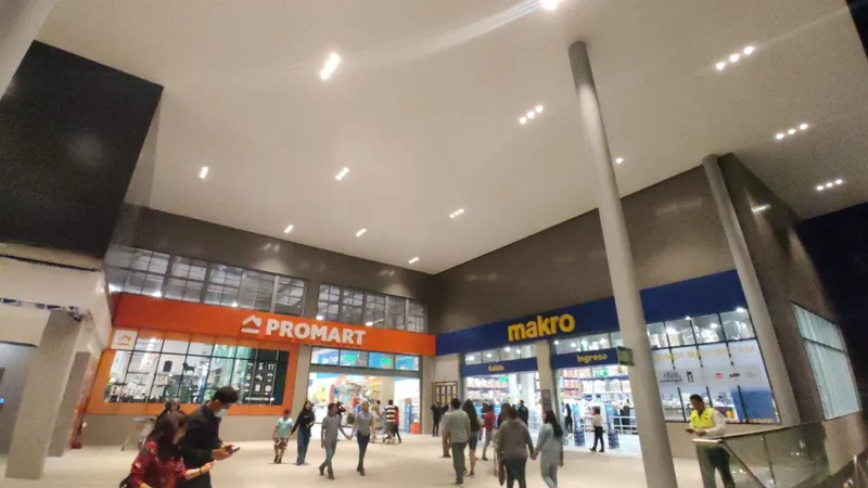 Plaza Center San Martín de Porres